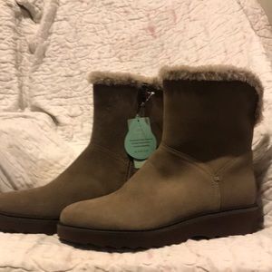 Evolve by Easy Spirit Suede Boots